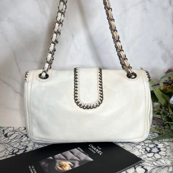 Authentic CHANEL CC Classic Madison Flap Bag Quilted Handbag Lambskin White - Picture 4 of 11